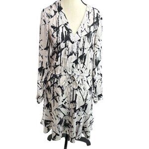 White House Black Market Dress Size 2 Abstract Black White Print Long Sleeve